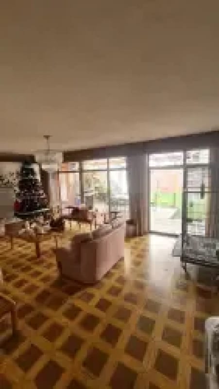 Vendo propiedad zona 11 Mariscal, ideal para desarrollo — foto 3 de 9
